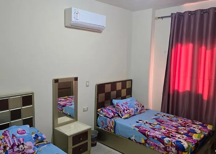 Ground-floor In Garden, 3 Bedrooms, In Lasrinetta, Mini Egypt